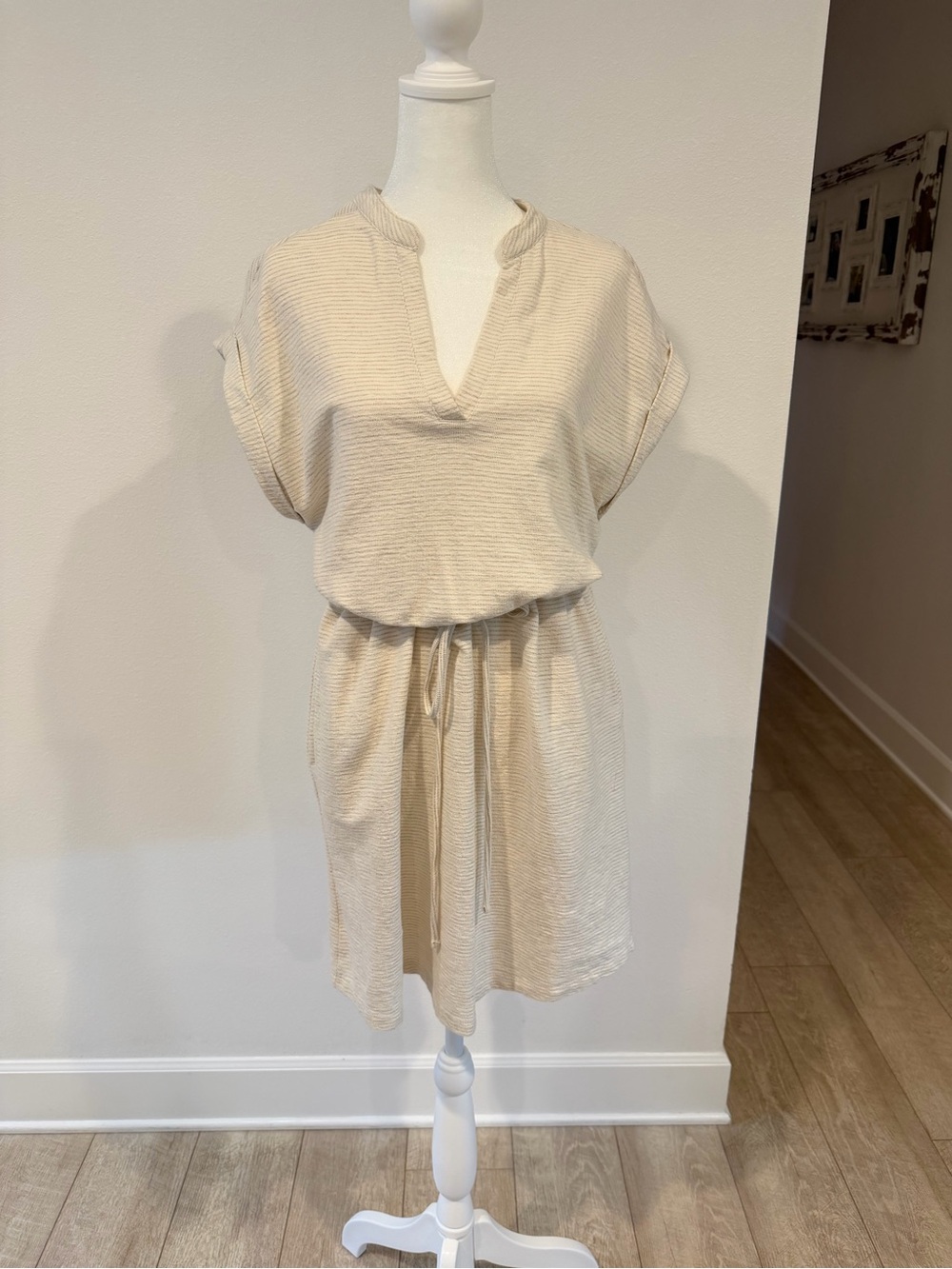 Casual Cream Drawstring Waist Short-Sleeve Dress